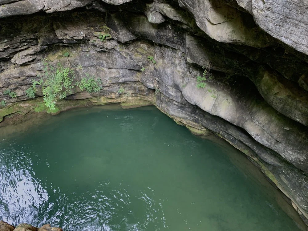 Paint By Numbers | Changzhi - Body Of Water Between Gray Rocky Mountain During Daytime