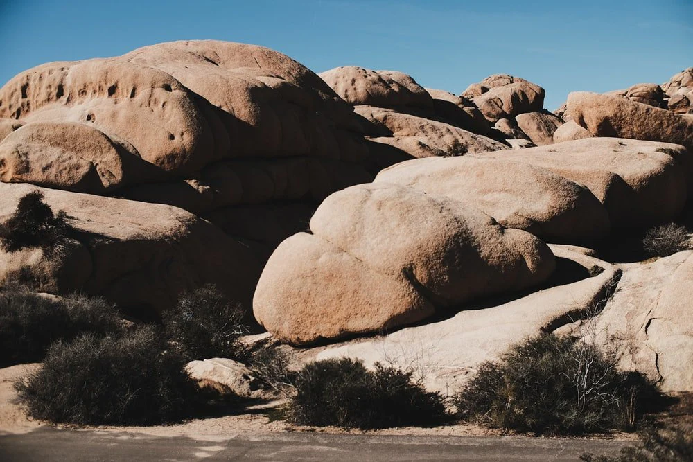 Paint By Numbers | Aardvark - Brown Stone Under Blue Sky During Daytime