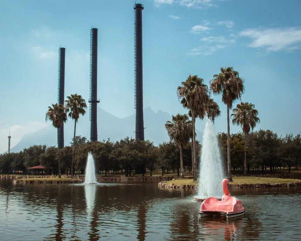 Paint By Numbers | Monterrey - Person In Red Kayak On Water Fountain During Daytime