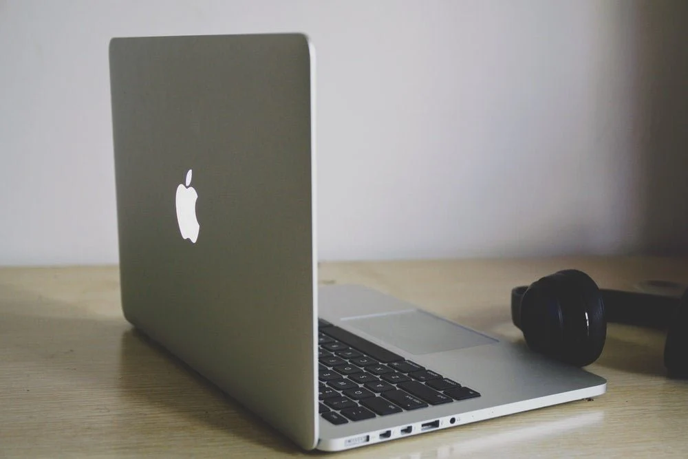 Paint By Numbers | Mianyang - Silver Macbook Near Wireless Headphones