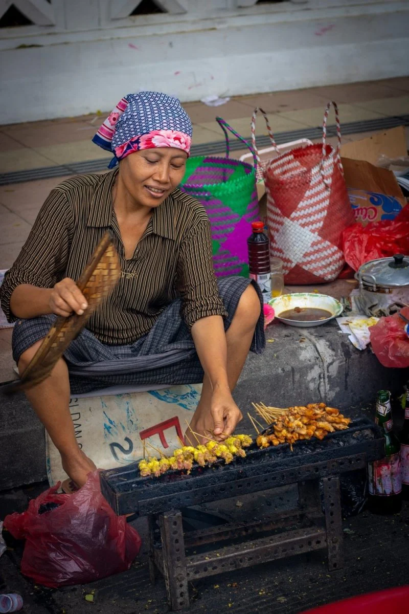 Paint By Numbers | Surabaya - Woman Making Barbecue